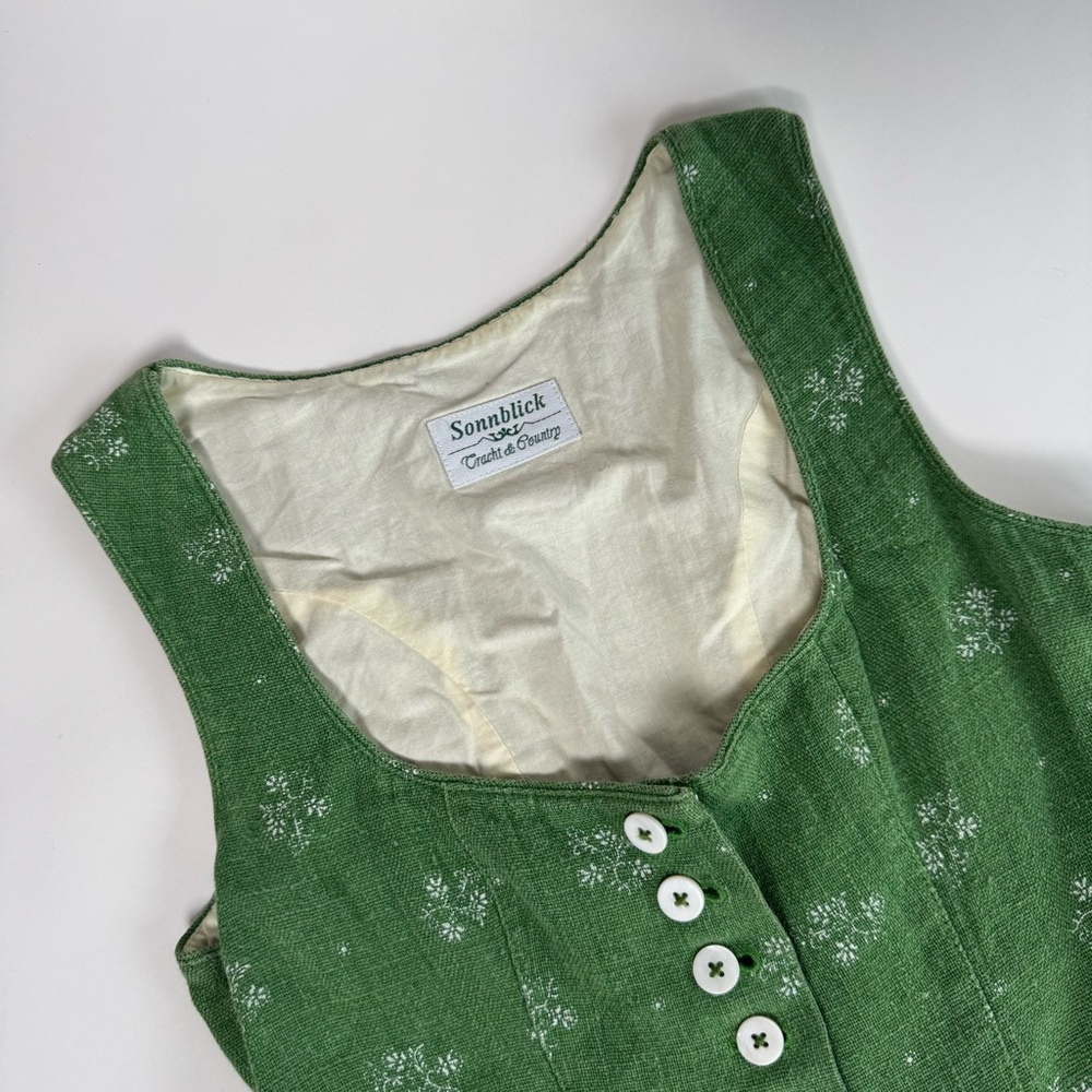 Sonnblick Green Sleeveless Midi Dress
